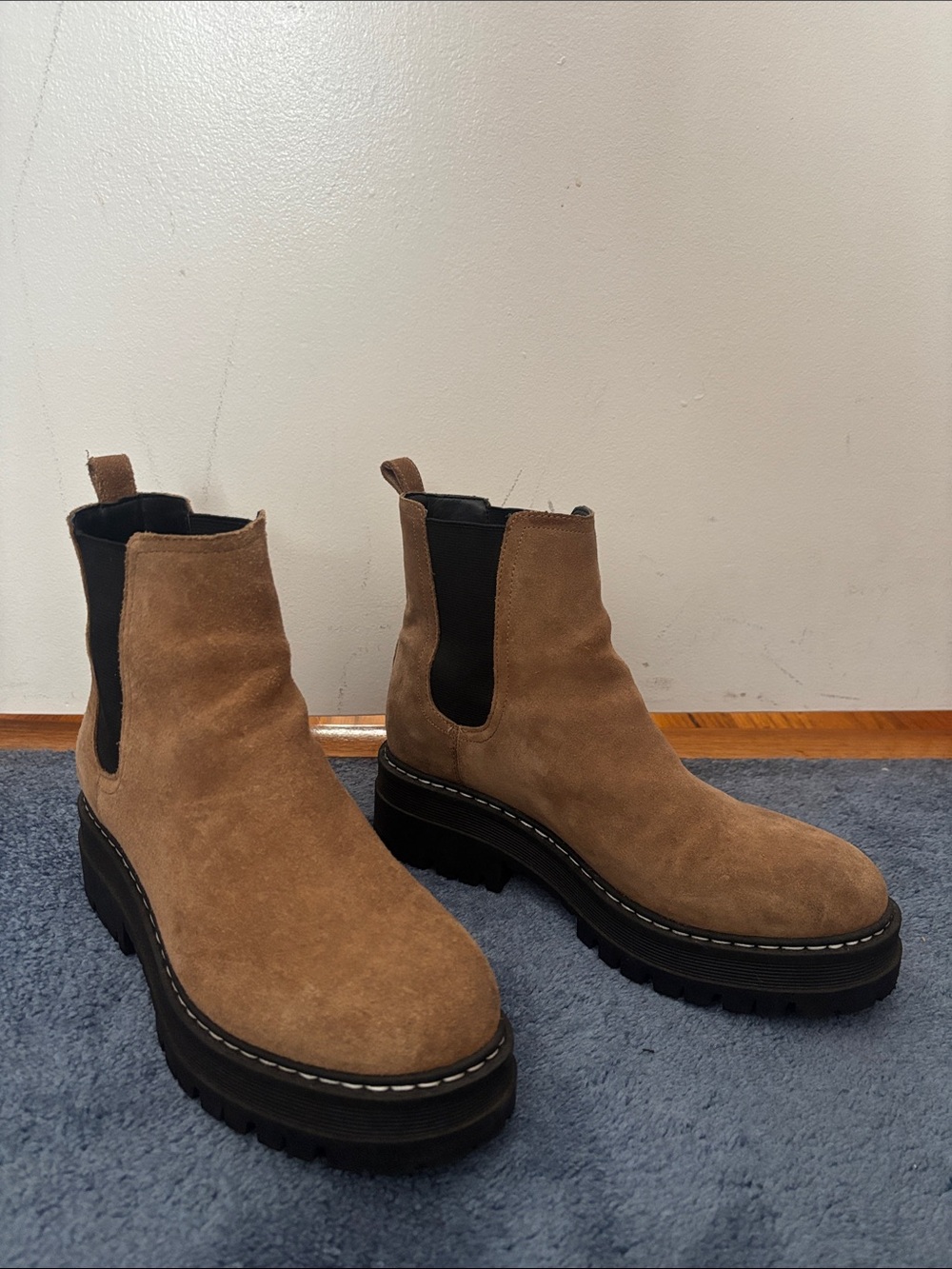 MARC FISHER Suede Brown Boots